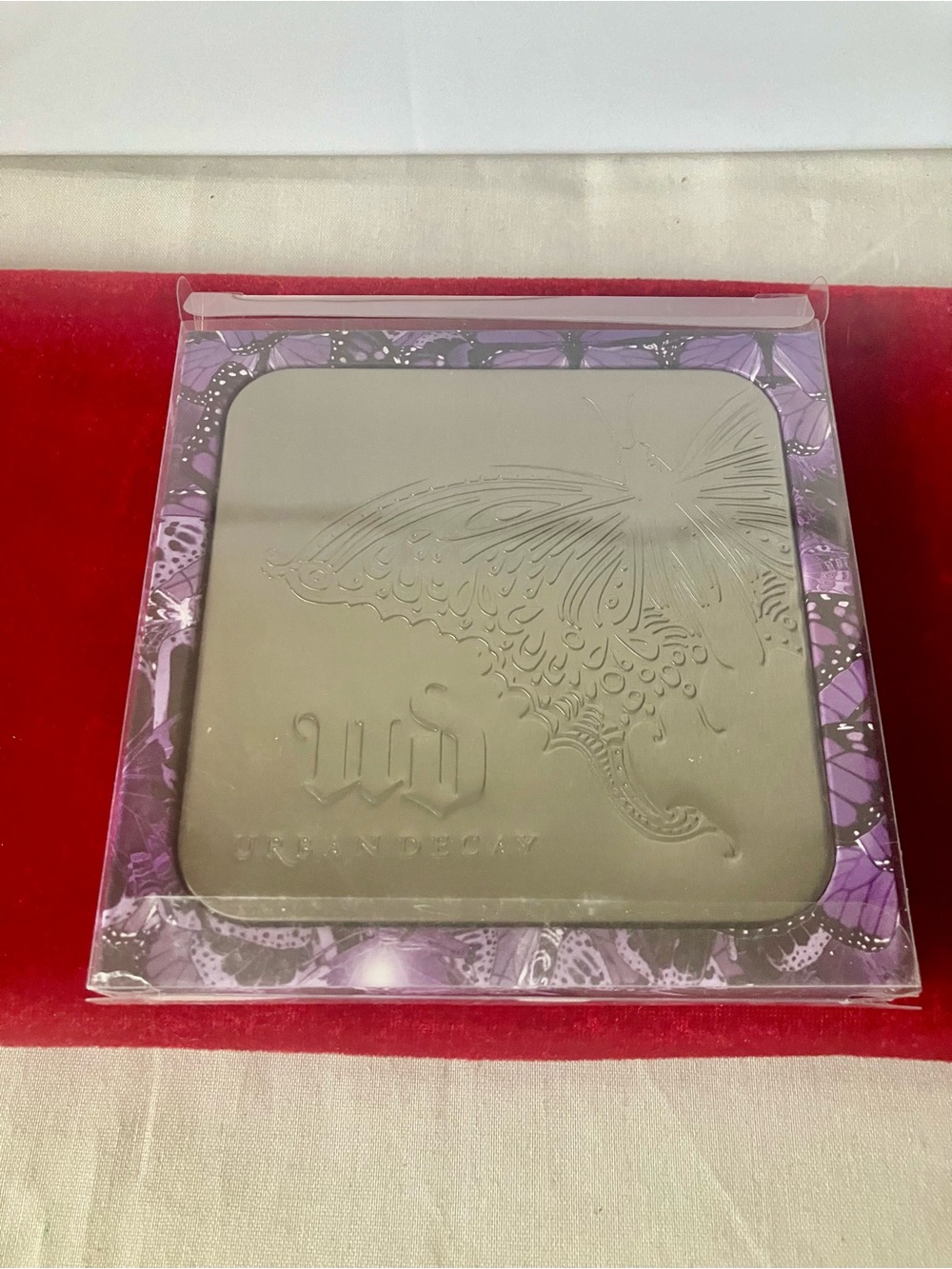 NEW Urban Decay Mariposa 10 Eye Shadow Palette.